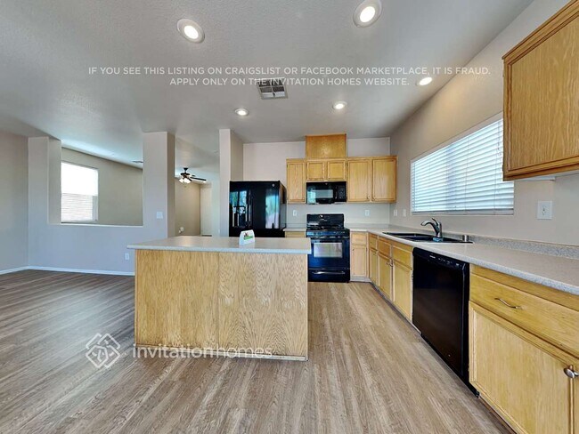 Building Photo - 4920 Whistling Acres Ave