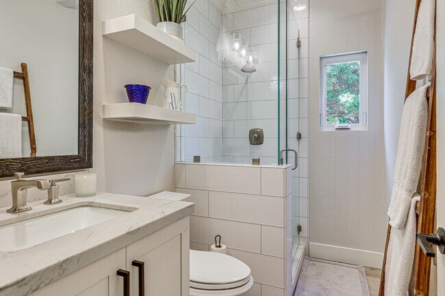 Building Photo - 2225 Corte Ananas