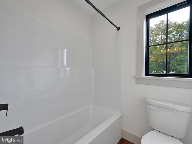 Building Photo - 5780 Wild Lilac Dr