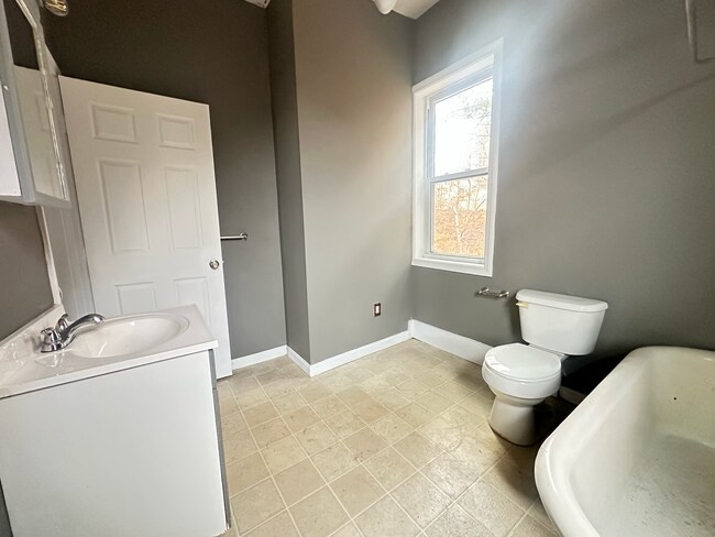 Building Photo - 12 Dawson St