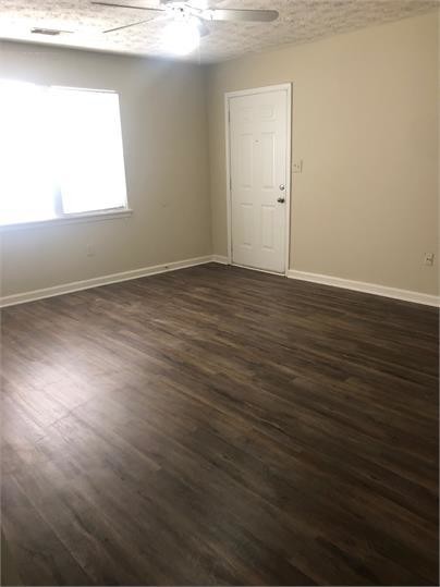 Building Photo - 160 Fawn Dr