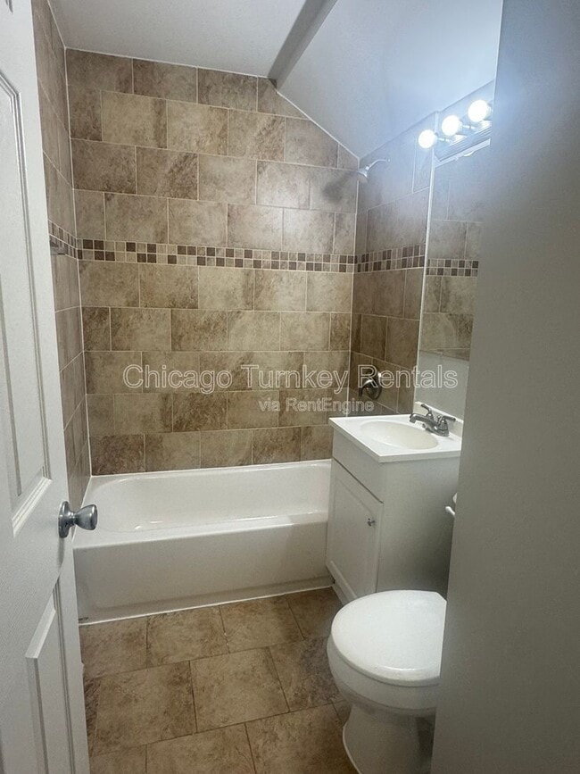 Building Photo - 1542 Shirley Dr