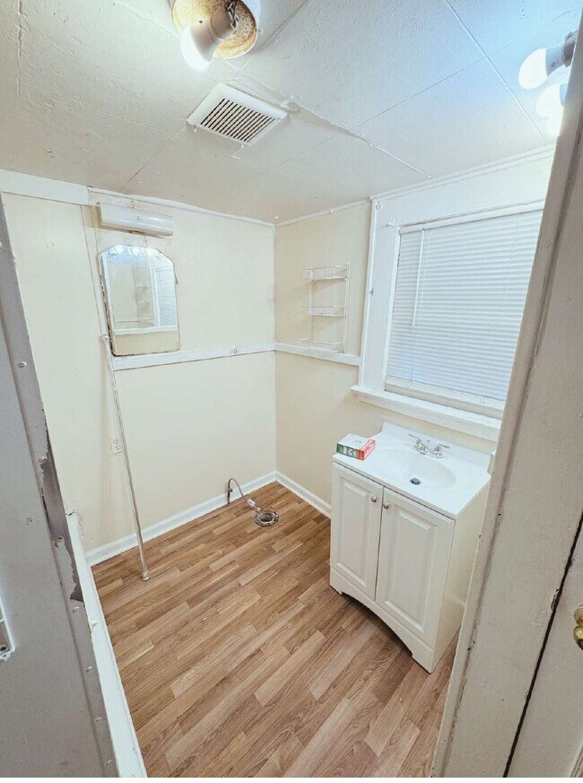 Building Photo - 730 Liberty St, Macon, GA 31201