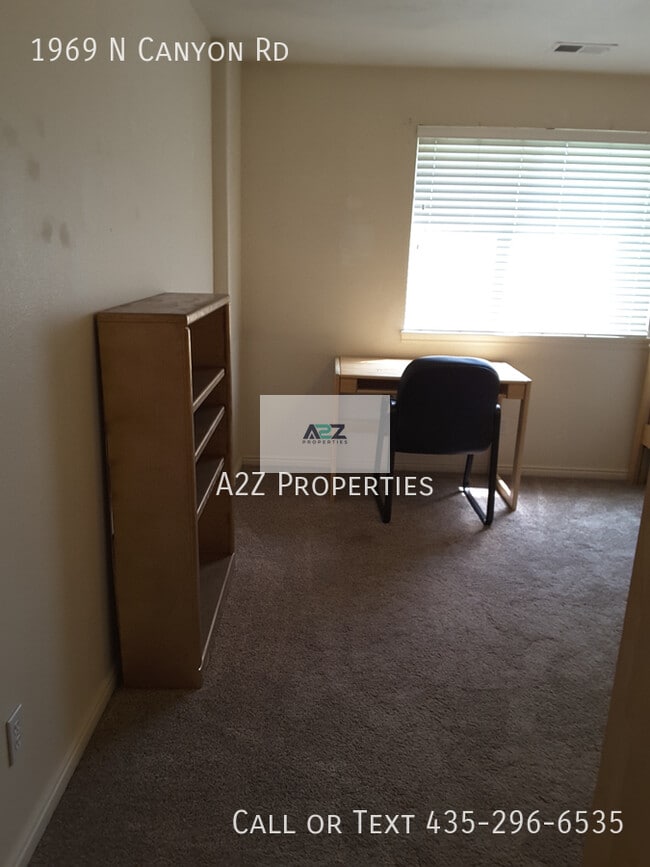 Building Photo - 1969 N Canyon Rd