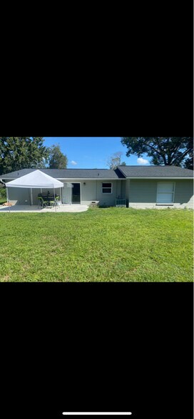 Building Photo - 569 Sidney Dr
