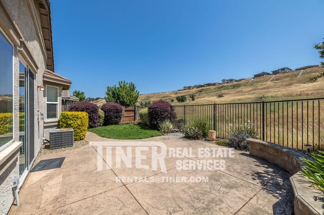 Building Photo - Introducing a charming new home in Folsom