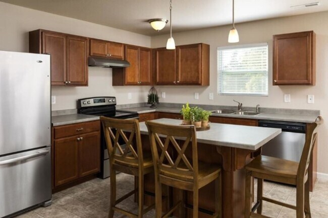 Building Photo - Outstanding Value - Colonial in Howell