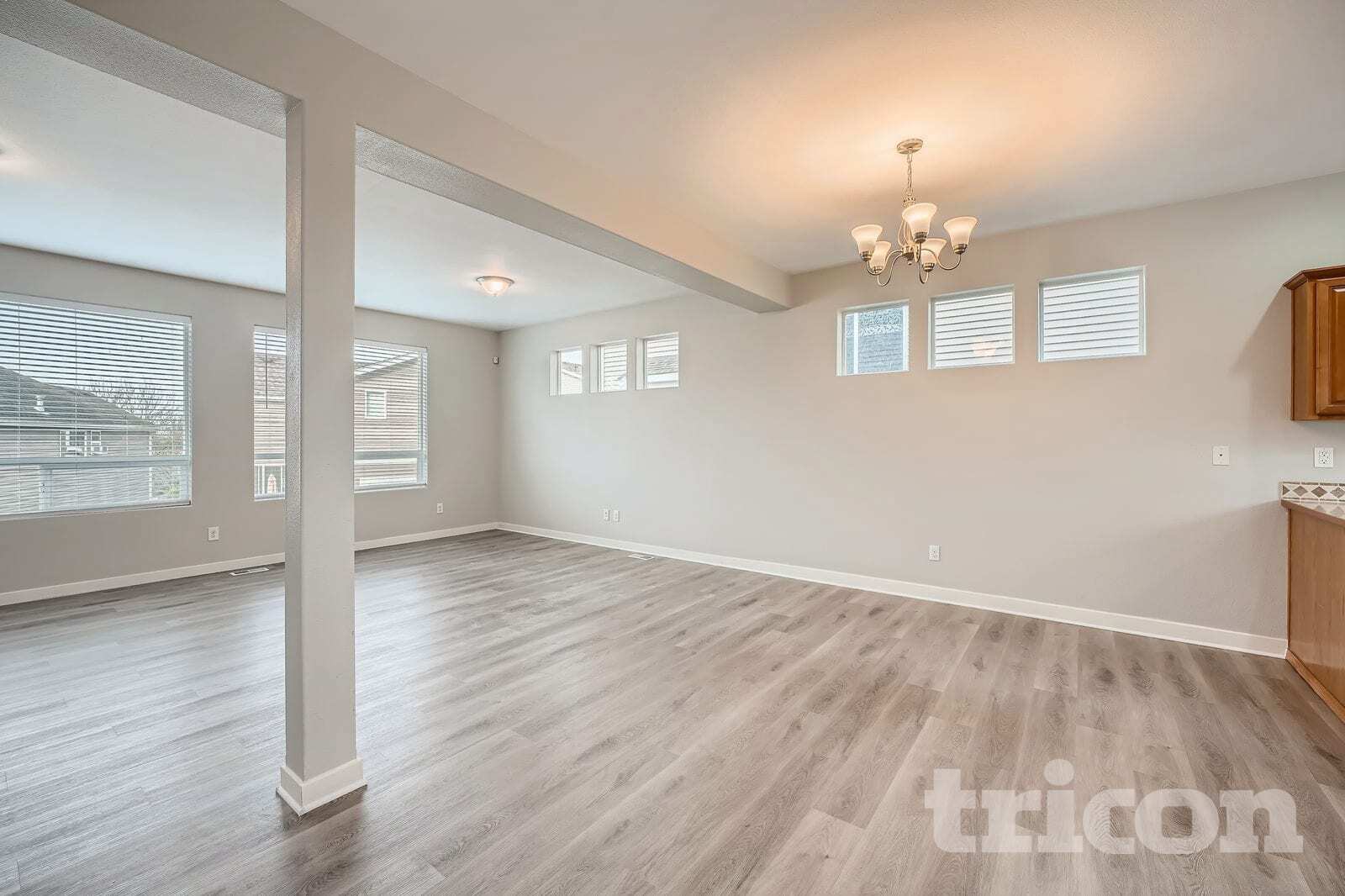 Building Photo - 2514 Chateau Dr