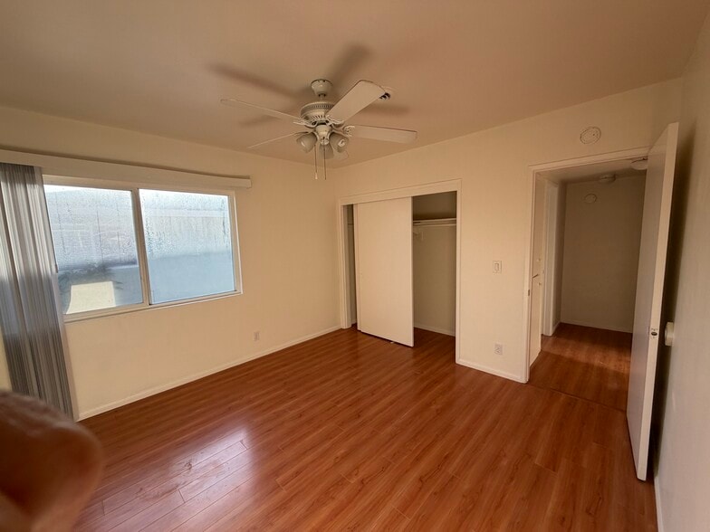 Building Photo - 728 Clay Ave