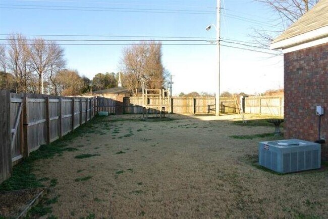 Building Photo - 3753 Oakmoor Ct