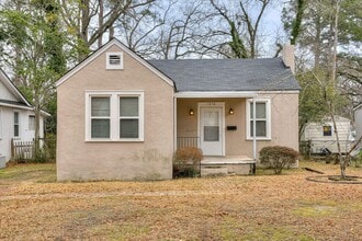 Building Photo - Cozy Cottage in Midtown!