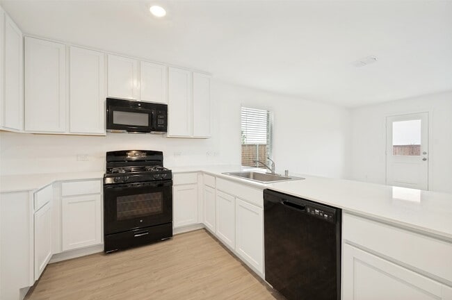 Building Photo - 14188 Golden Brg Dr