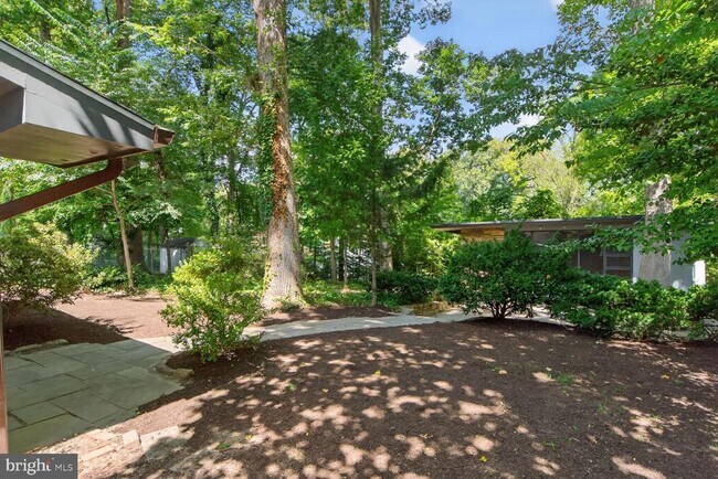 Building Photo - 7141 Oak Ridge Rd