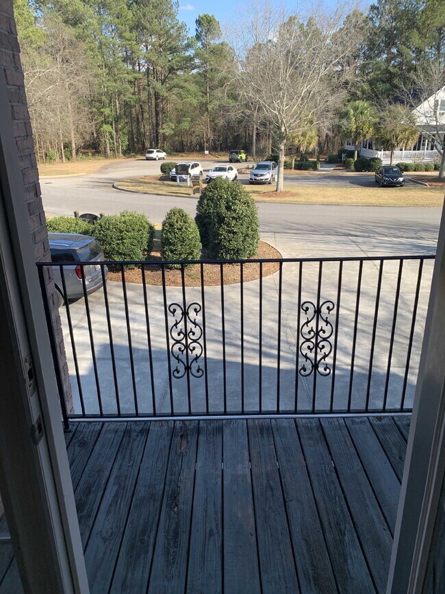 Building Photo - Beautiful Townhome in the Heart of Aiken!