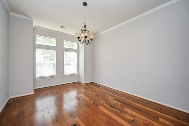 Building Photo - 7006 Kendall Lake Ct
