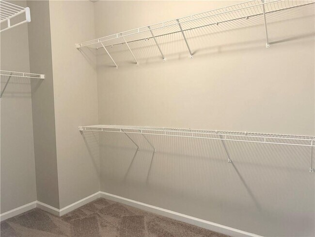 Building Photo - 2887 Regal Park Ct
