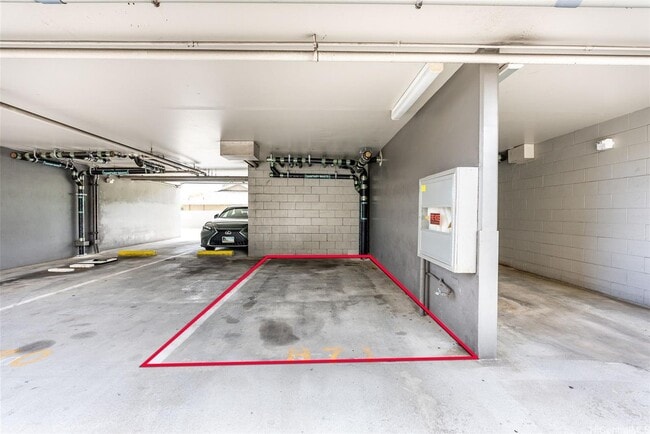 Building Photo - 757 Kinalau Pl