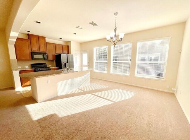 Building Photo - 8318 Greys Ln