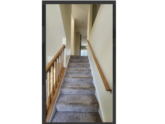 Building Photo - 3421 Ravinia Cir