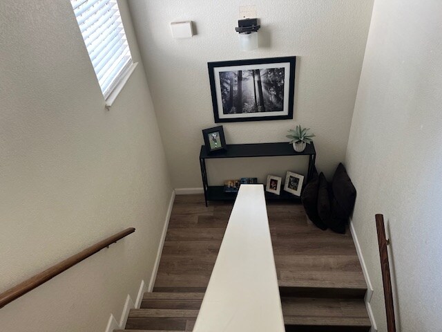 Building Photo - 40531 Saddleback Rd