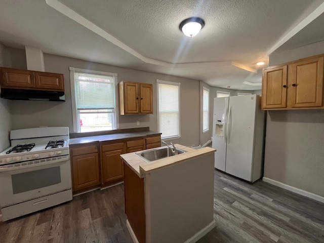 Building Photo - 103 Lounsbury St