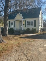 Building Photo - 8902 Prospect St