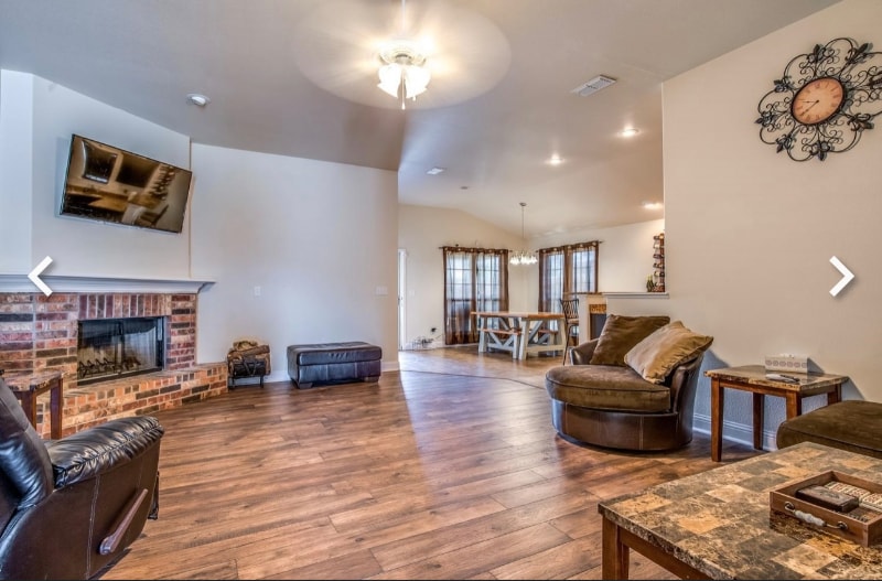 Building Photo - 9306 Quincy Ave