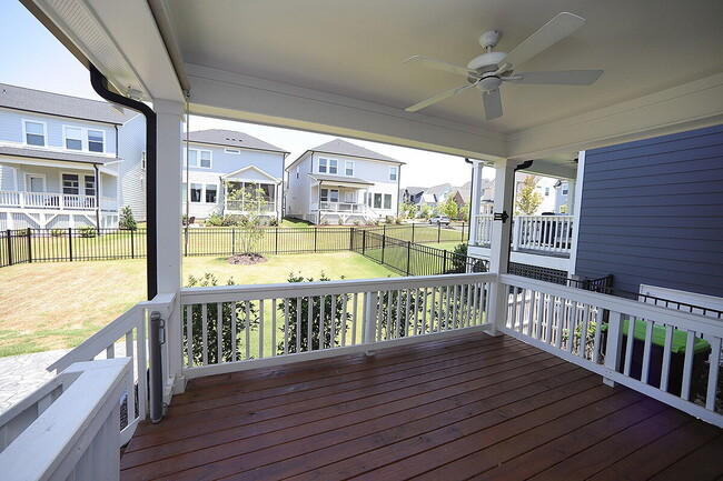 Building Photo - 24 Plenty Ct