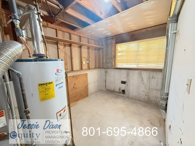 Building Photo - 6811 S 1905 W