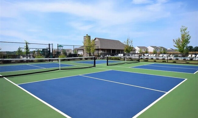 Building Photo - Beautiful 3/2 In Amenity Filled Neighborhood!