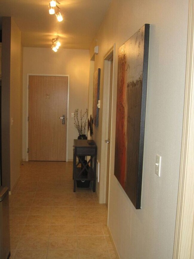 Building Photo - 508 Darby Dr