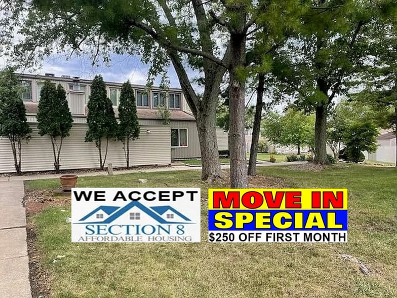 Primary Photo - 6831 N Frostwood Pkwy