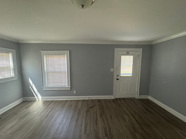 Building Photo - Walking distance to Downtown Kings Mountain, NC  =