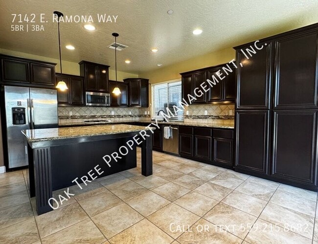 Building Photo - 7142 E Ramona Wy
