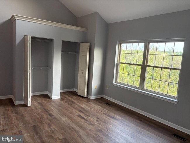 Building Photo - 178 English Run Cir