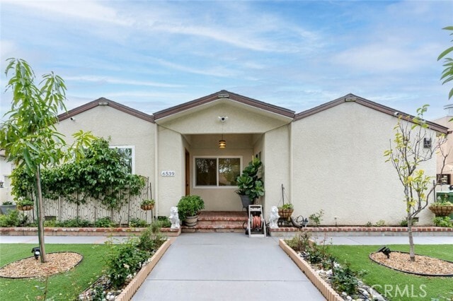 Building Photo - 6539 Coldwater Canyon Ave