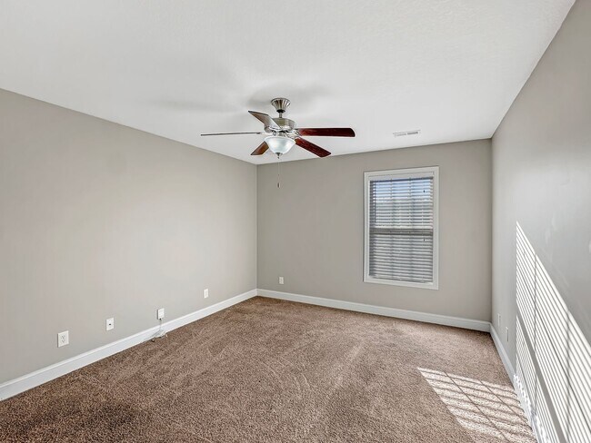 Building Photo - Perfect Location! Beautiful 3 bedroom home for rent!