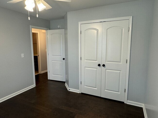 Building Photo - Incredible 3-Bedroom in Grand Park!!