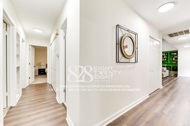 Building Photo - Talk About Unique! Must See 4 Bed/2 Bath S...