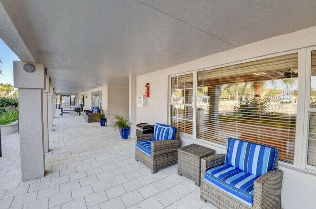 Building Photo - 7946 Sailing Shores Terrace