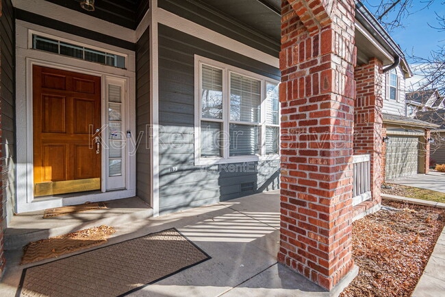 Building Photo - 3753 E Mallard St