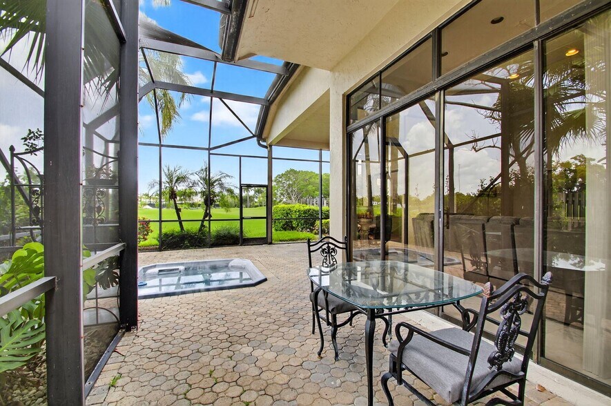 Building Photo - 4465 Barclay Fair Way