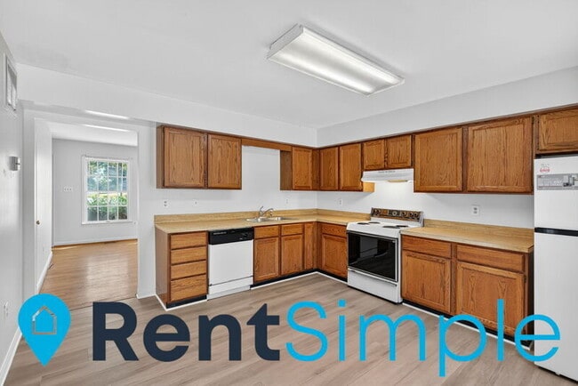 Building Photo - 300 N Rappahannock St