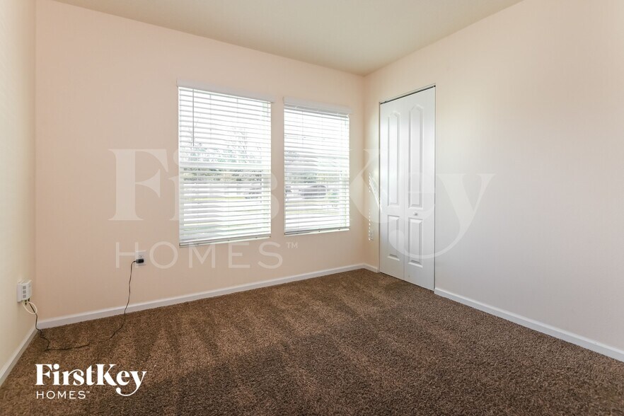 Building Photo - 12055 Sea Grove Pl