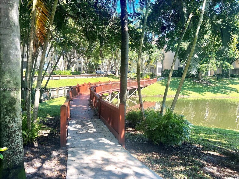 Building Photo - 1865 Palm Cove Blvd