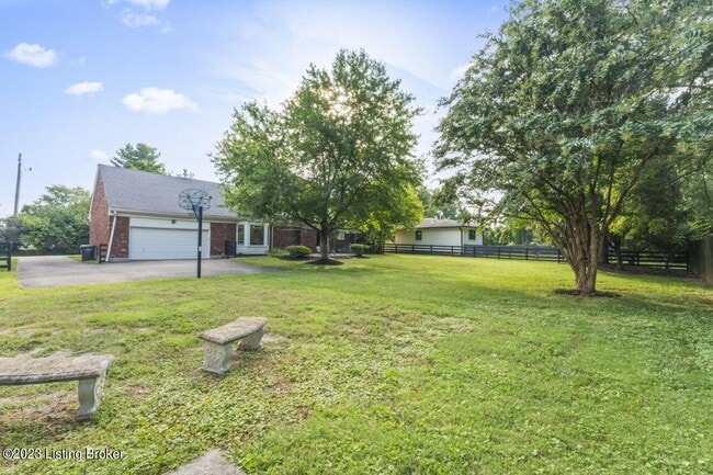 Building Photo - 3002 Lime Kiln Ln