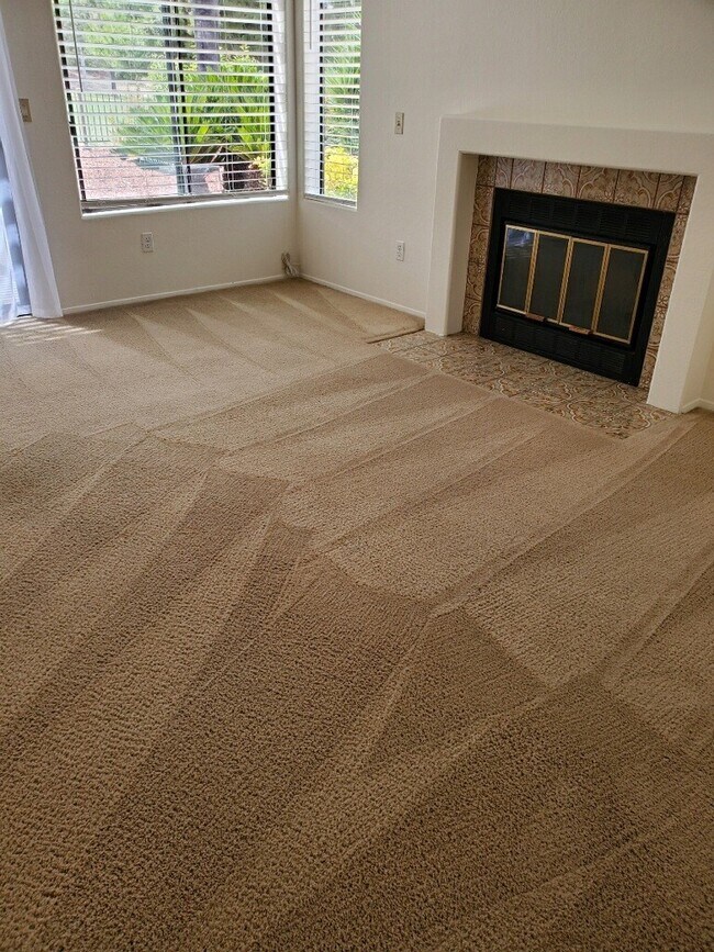 Front room - 15928 Caminito Aire Puro