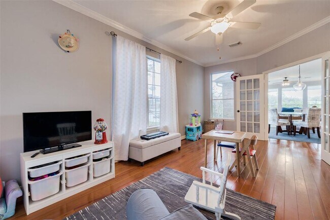 Building Photo - Stunning Home in Falcon Point!