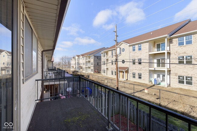 Building Photo - 114 Greenwood Trail N Dr