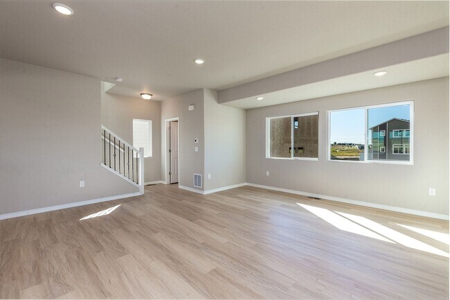 Building Photo - Single Family Home for Rent in Northeast of Colorado Springs